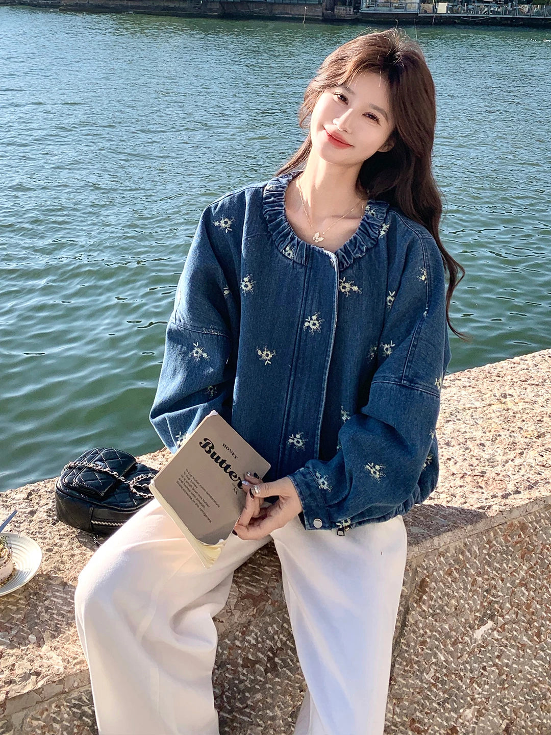 Embroidered Balloon-Sleeve Denim Jacket product view 3