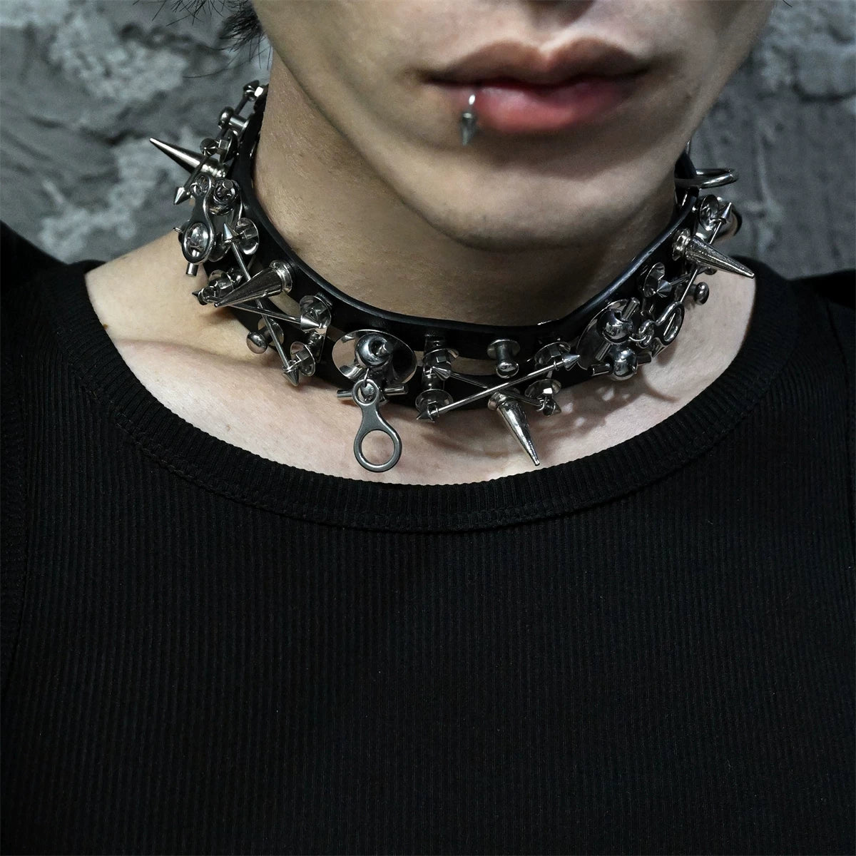 Hunting Spike Leather Choker product view 5
