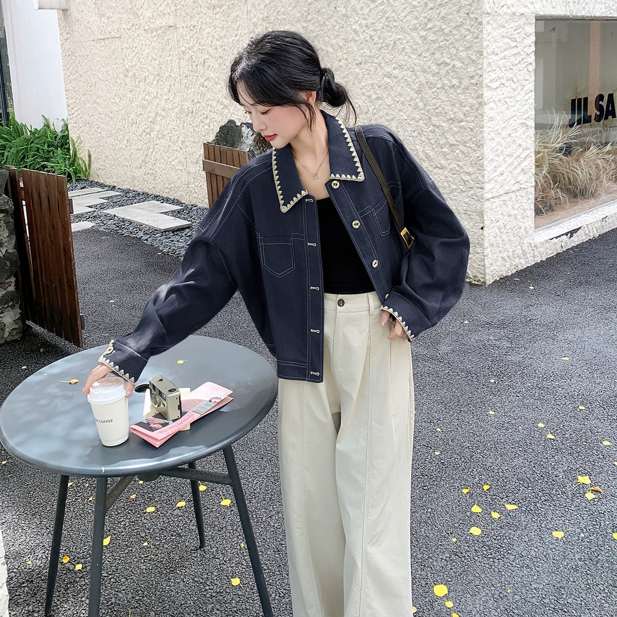 Contrast-Trim Cropped Denim Jacket product view 5