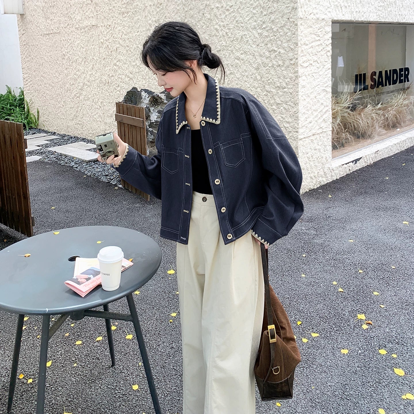 Contrast-Trim Cropped Denim Jacket product view 6