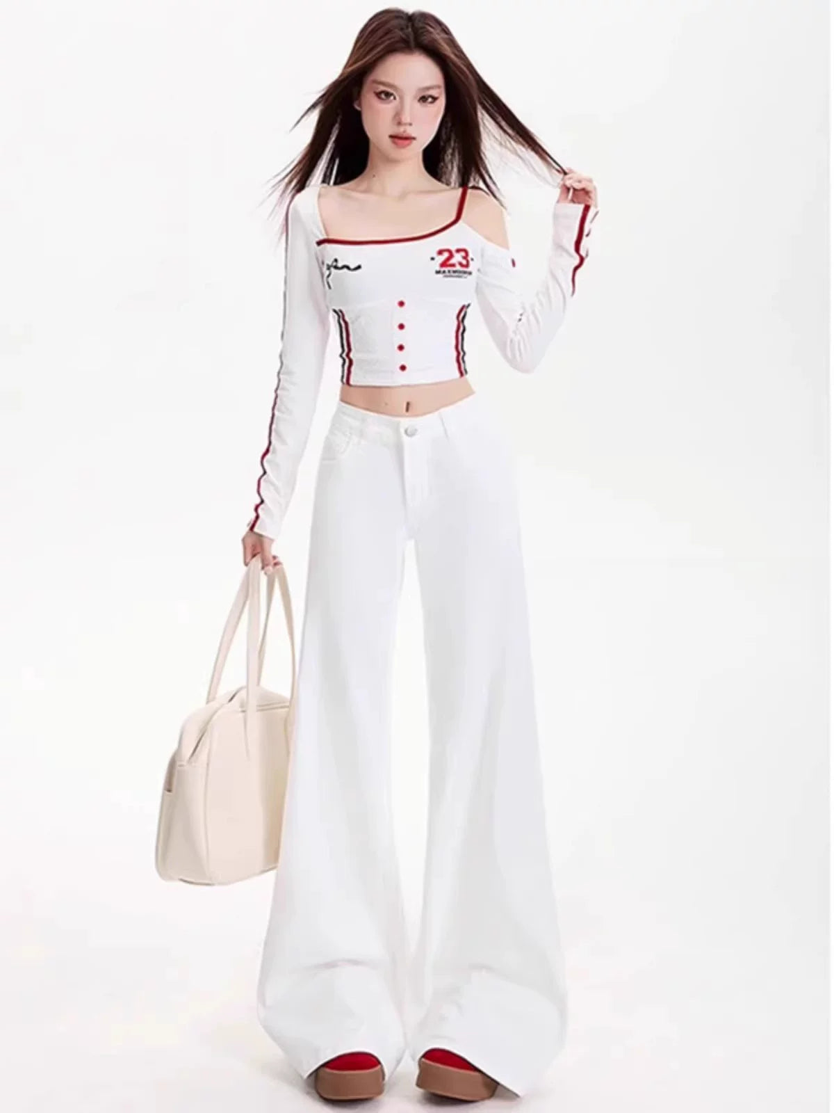 Low-Rise Flared Jeans product view 4