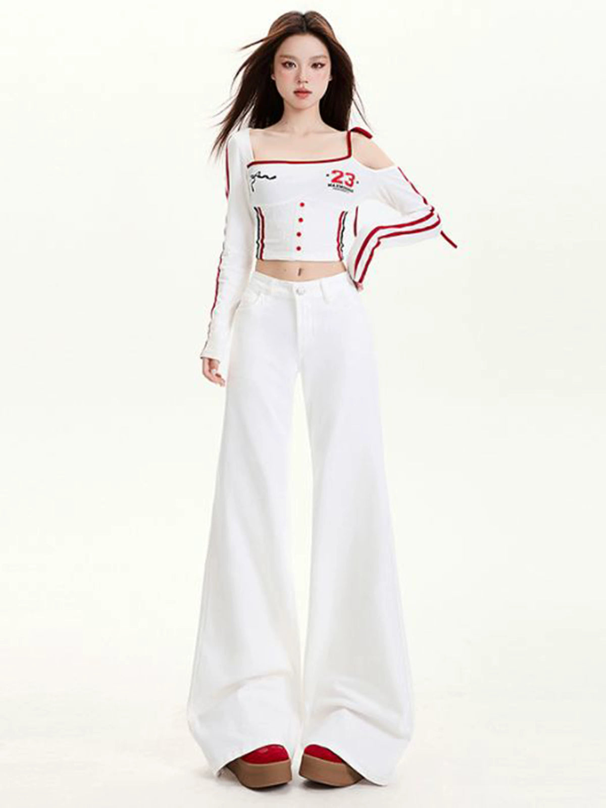 Low-Rise Flared Jeans product view 5
