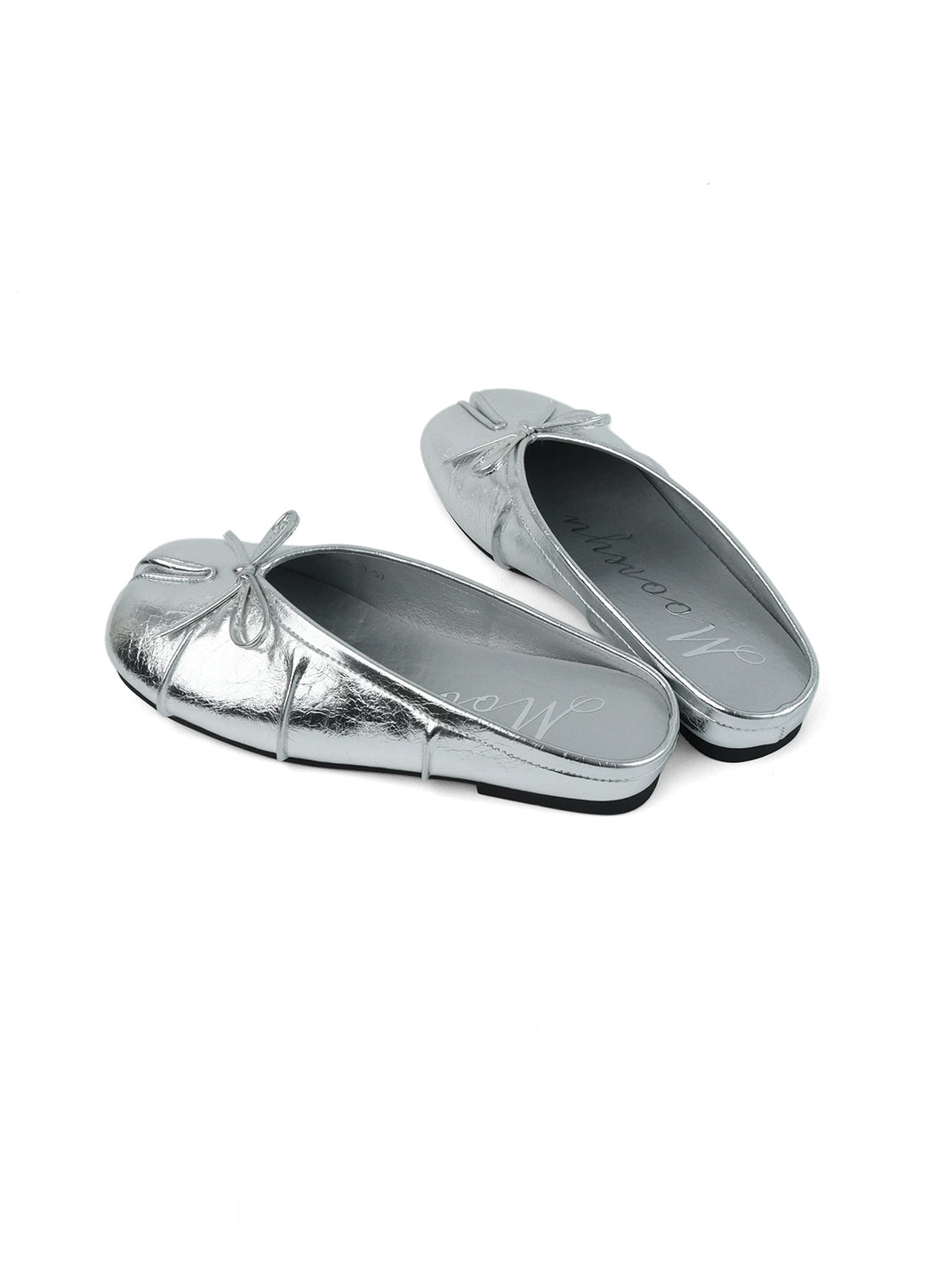 Bow-Strap Tabi-Toe Slip-On Mules - View 14