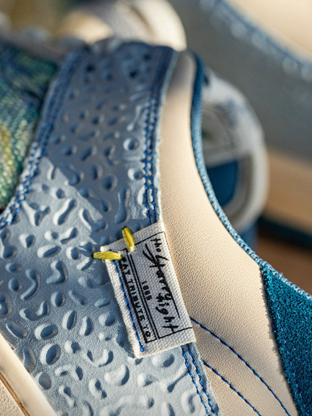 Landscape-Panel Retro Low-Top Skate Sneakers - View 7