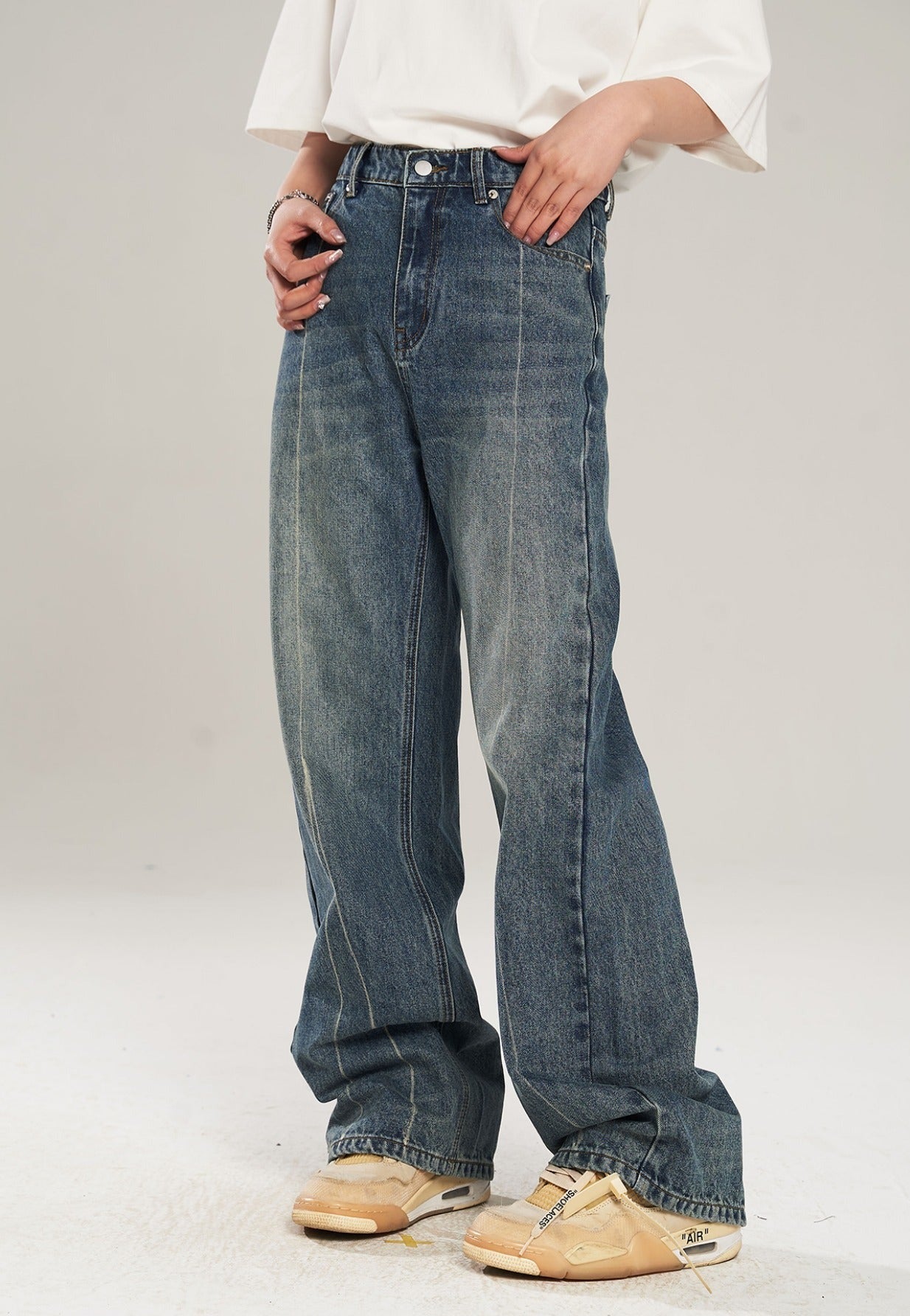 Classic Washed Straight Leg Jeans - chiclara