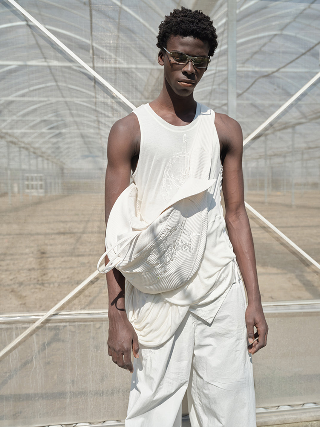 Ivory Knot-Drape Embroidered Tencel Vest - View 4