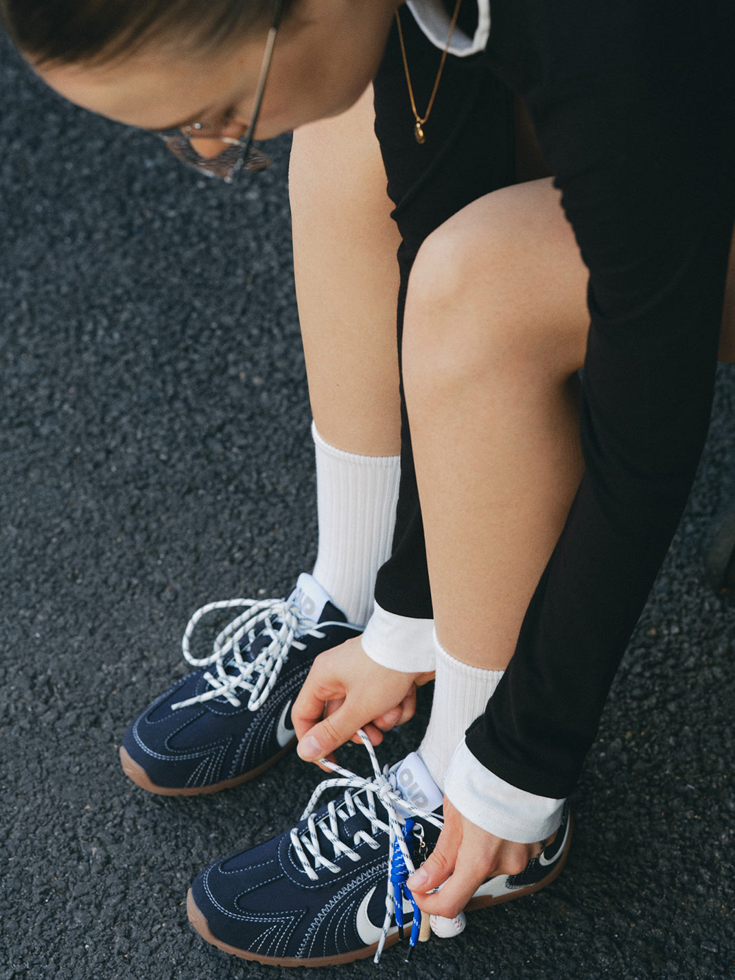 Navy Swirl-Panel Low-Profile Trainers - View 4