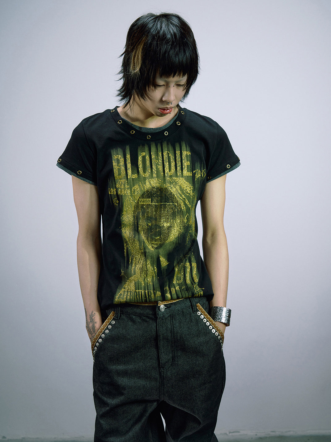 Foil-Portrait Layered-Sleeve T-Shirt - View 4