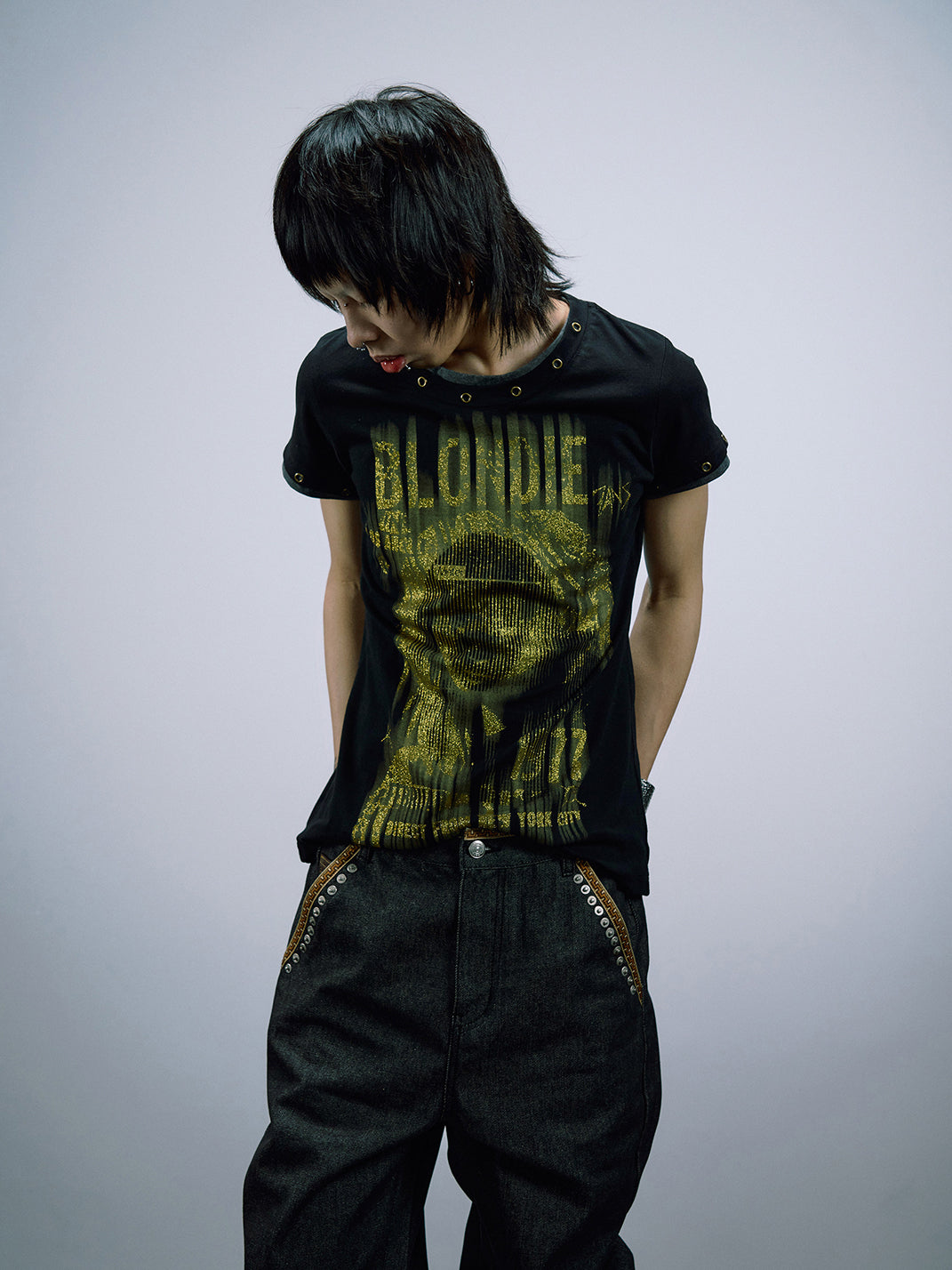 Foil-Portrait Layered-Sleeve T-Shirt - View 5