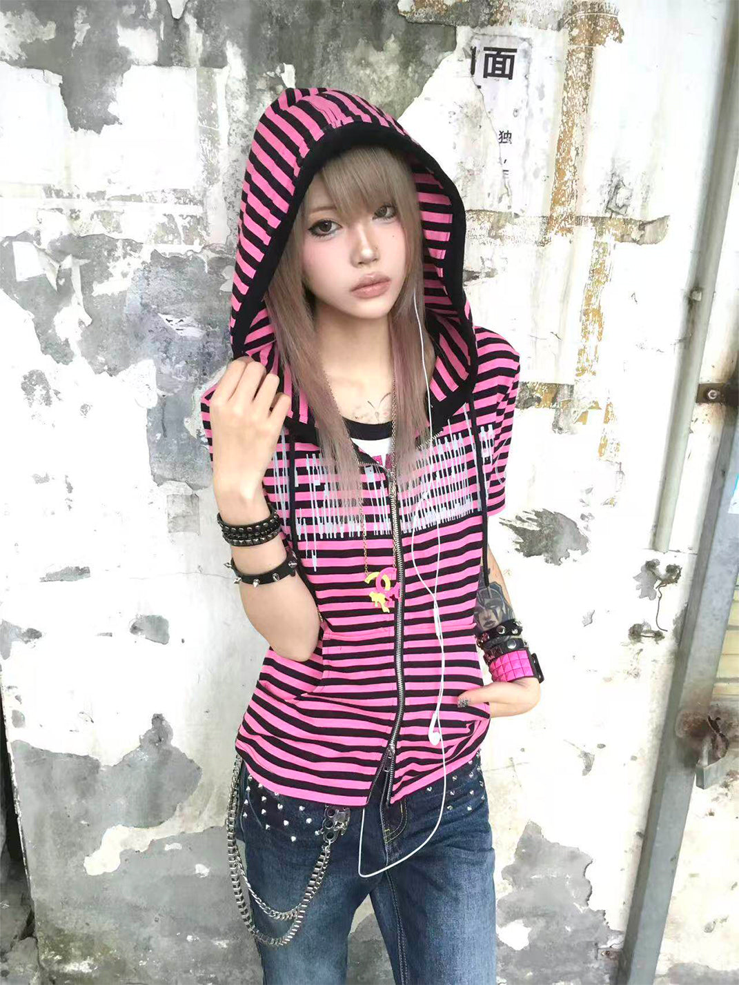 Striped Short-Sleeve Hooded T-Shirt - View 13