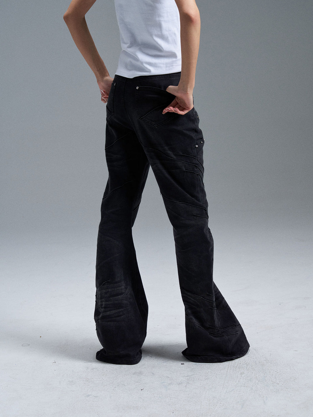 Curved-Blade Washed Denim Jeans - View 10