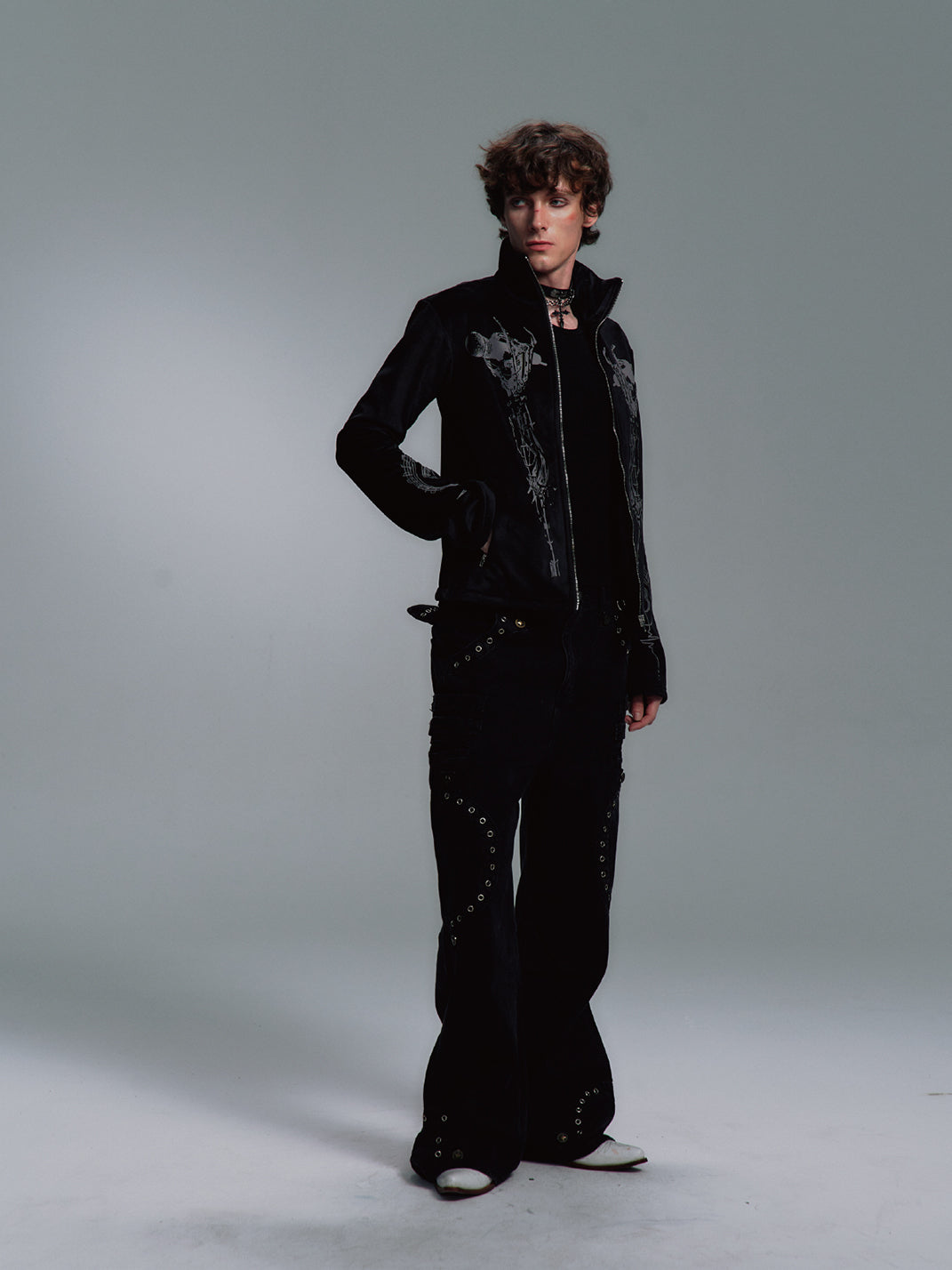 Skull Singer Music-Note Velvet Zip Jacket - View 10