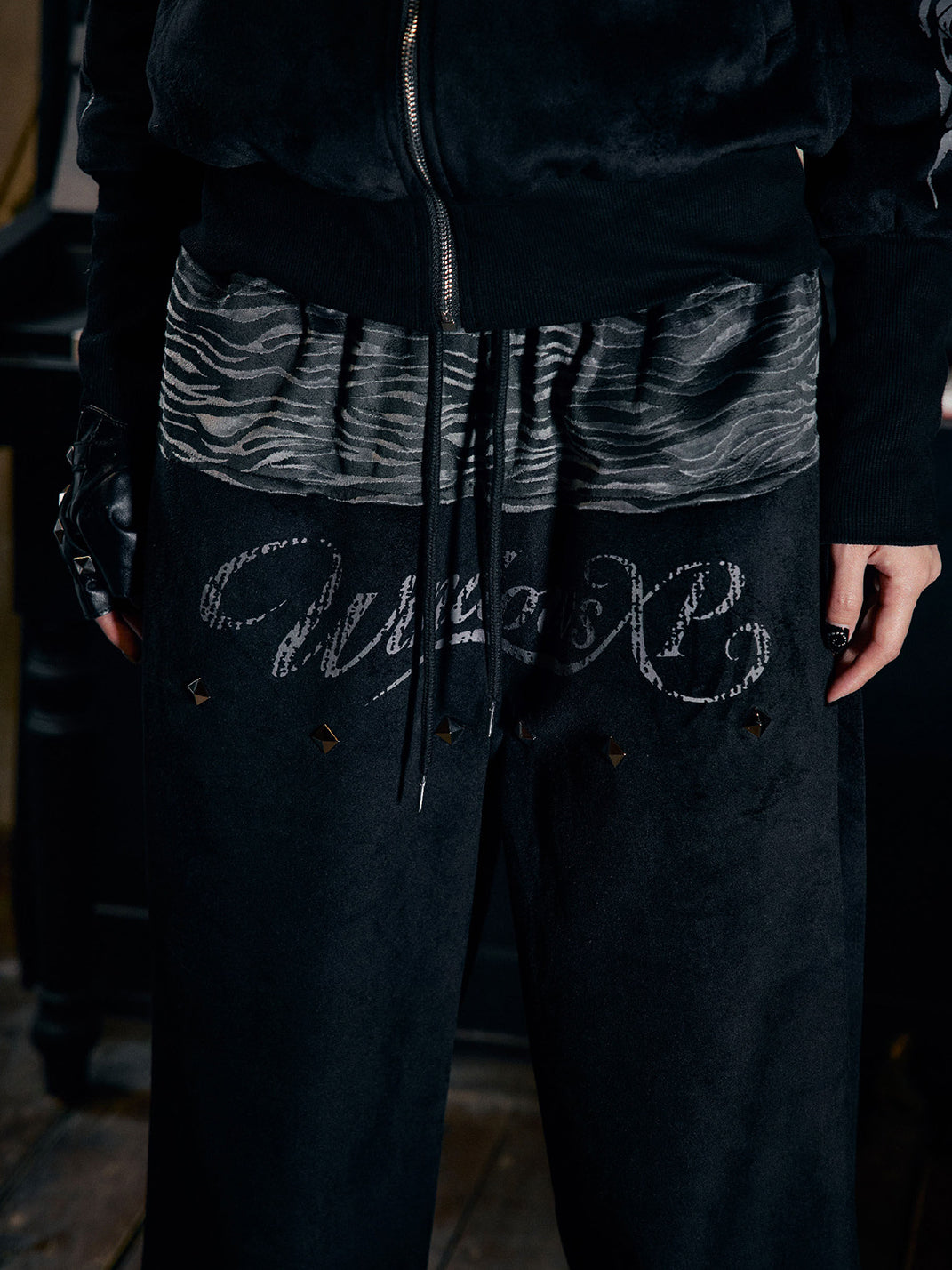 Tiger-Print Velvet Double-Waist Pants - View 7