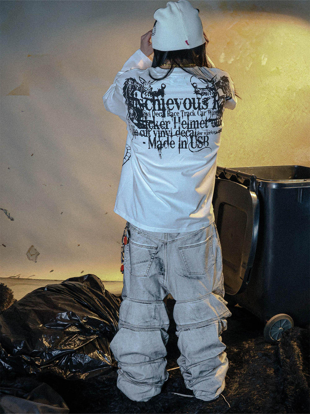 Oversized Graphic Crewneck Long-Sleeve T-Shirt - View 5
