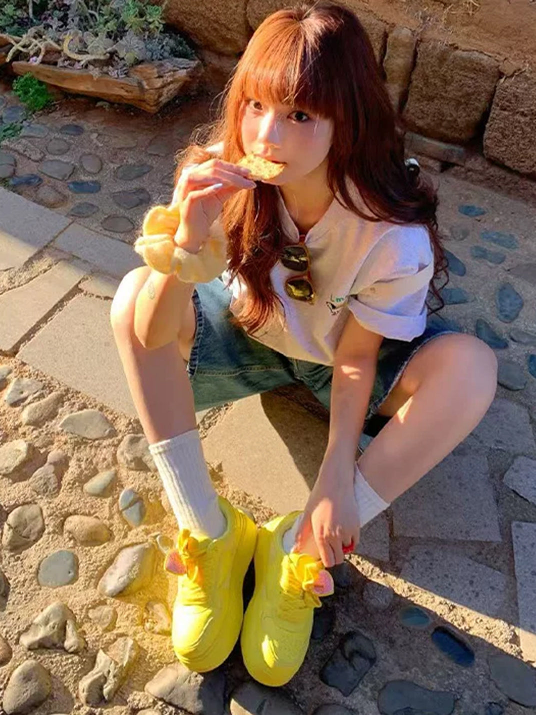 Cupid-Heart Monochrome Platform Sneakers - View 5