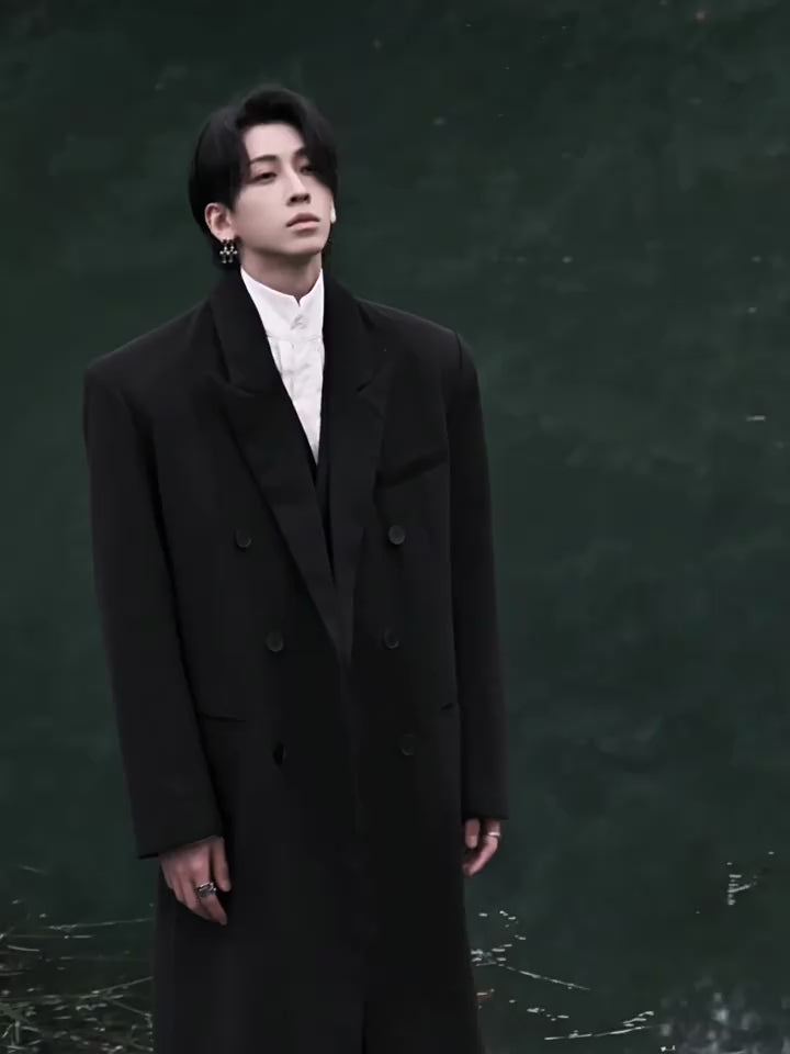Long Black Double-Breasted Overcoat | Chiclara