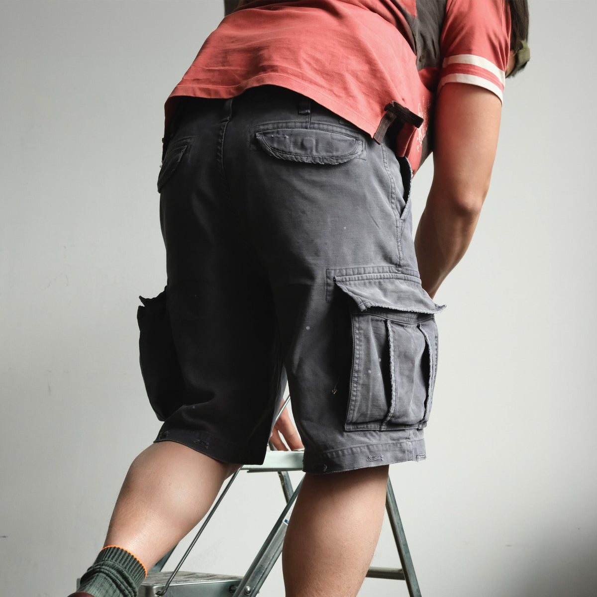 Washed Utility Pocket Cotton Cargo Shorts - detail or styled view 3