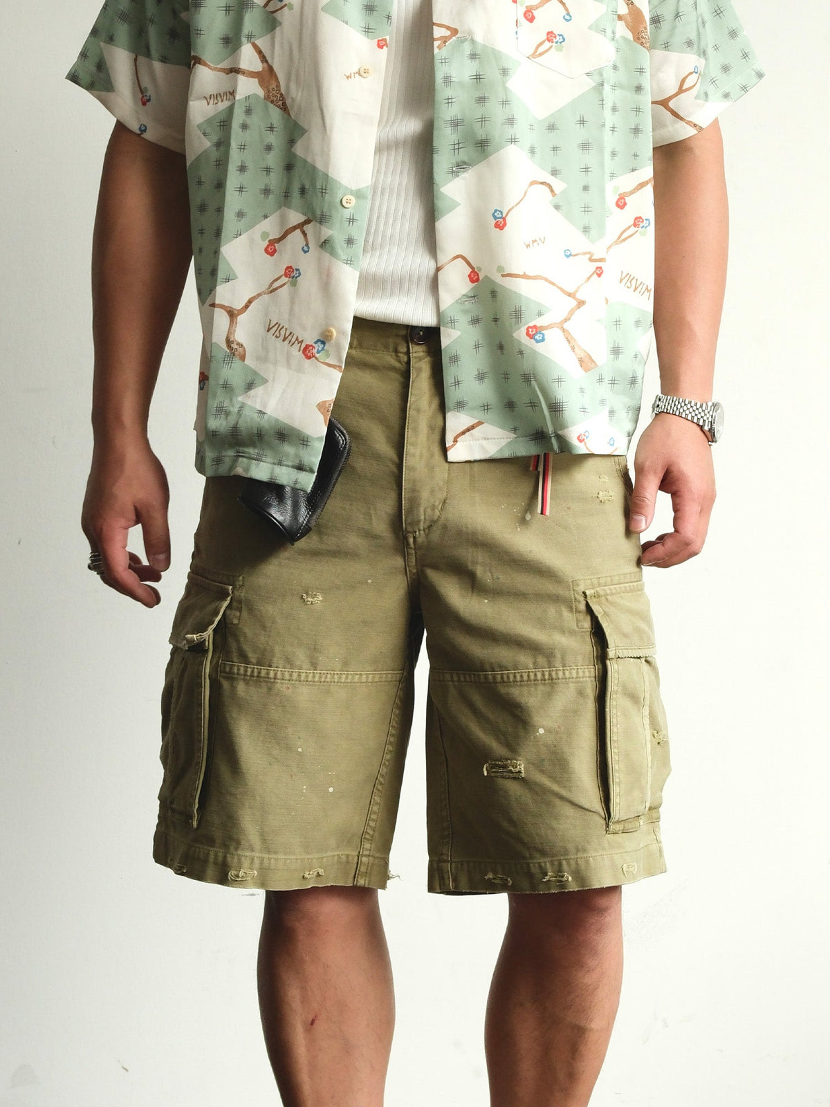 Washed Utility Pocket Cotton Cargo Shorts - detail or styled view 7