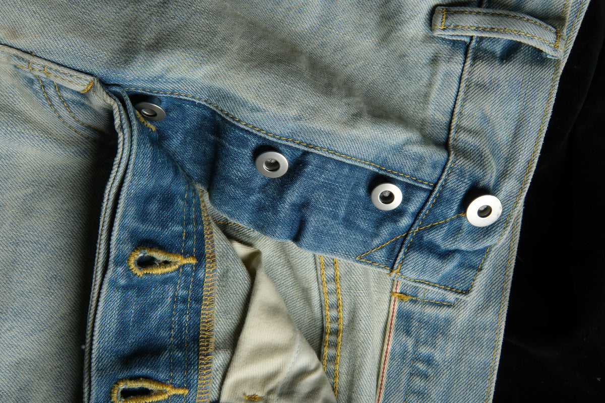 Pale Wash Paint Splatter Jeans - product view 16
