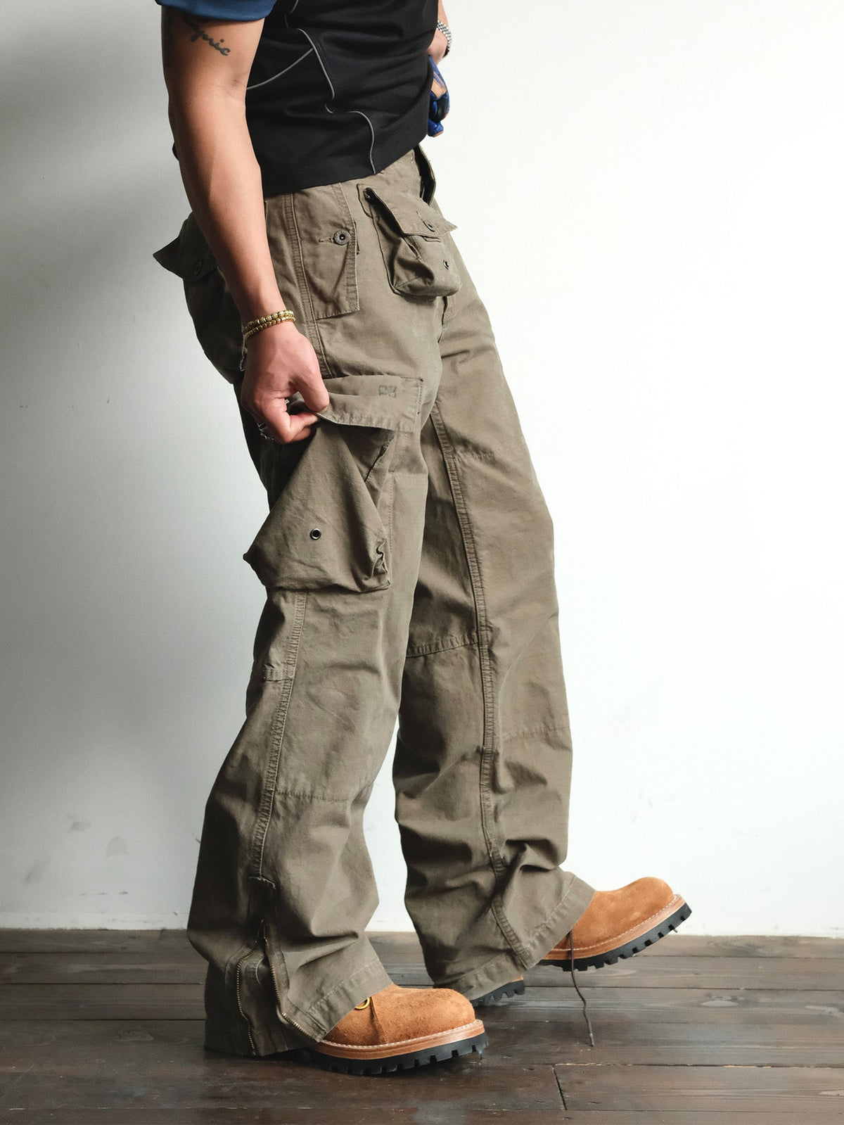 Distressed Wide Leg Cotton Cargo Pants - product view 20