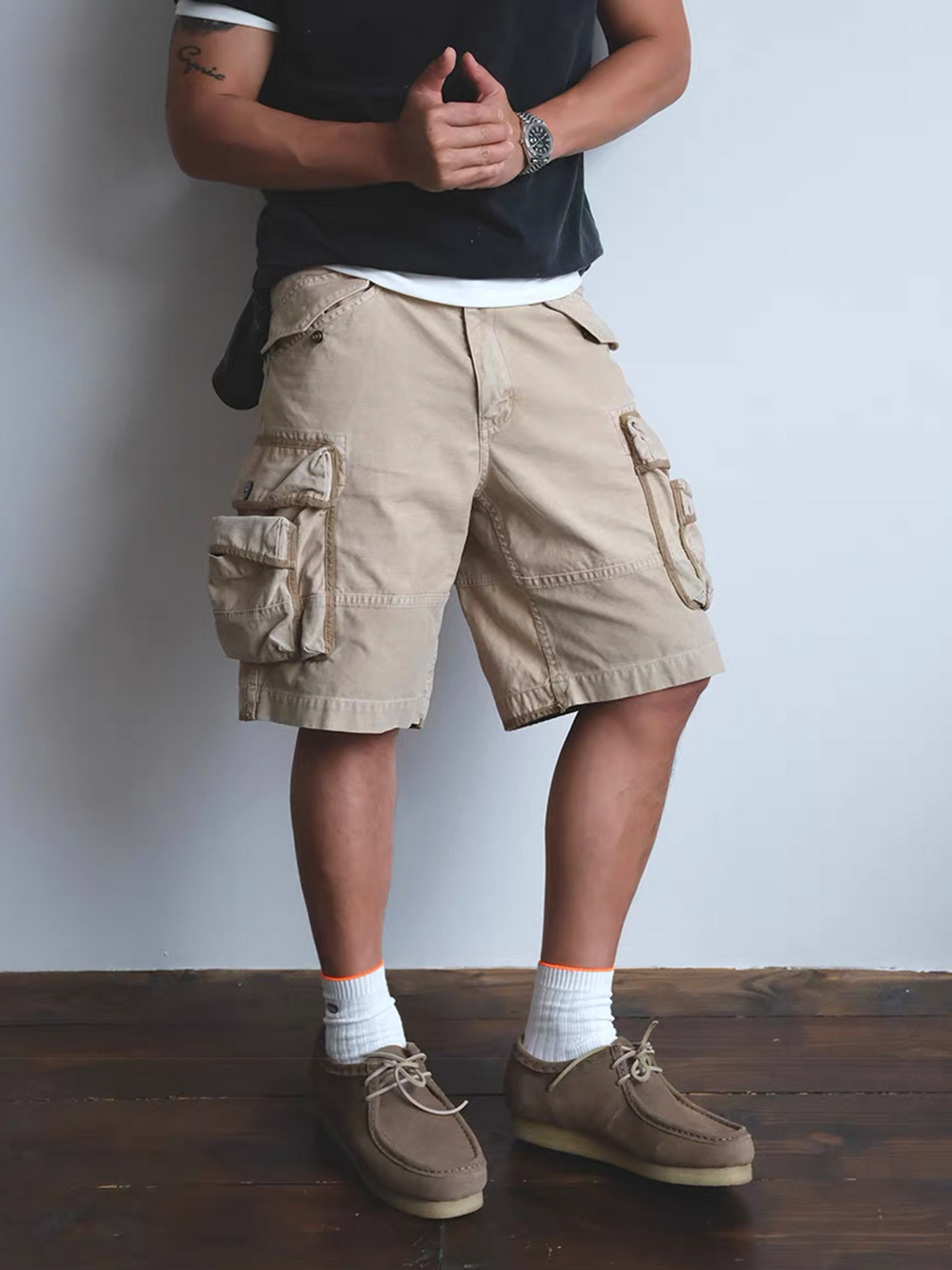 Curved Panel Cotton Utility Cargo Shorts - detail or styled view 6