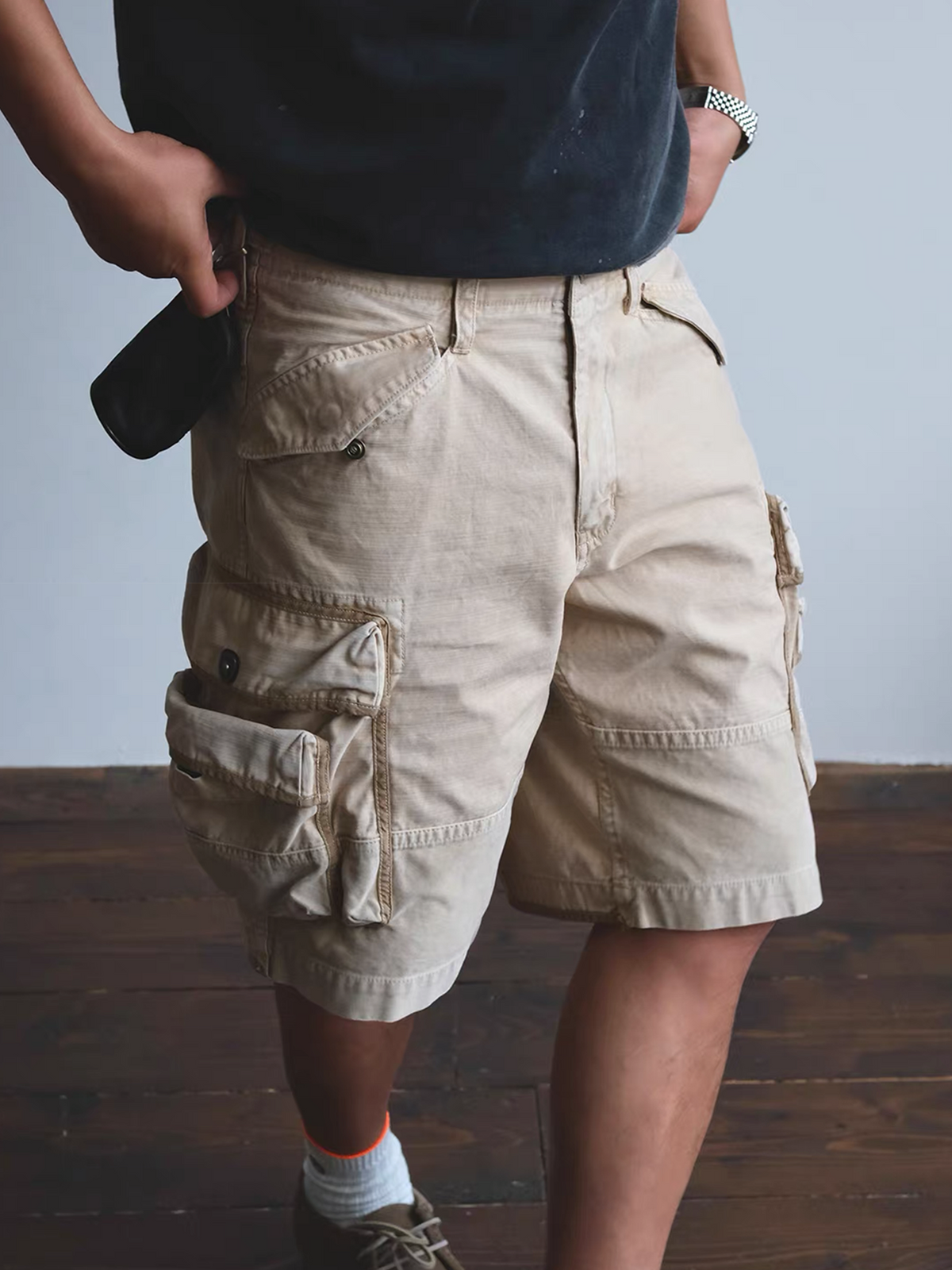 Curved Panel Cotton Utility Cargo Shorts - detail or styled view 7