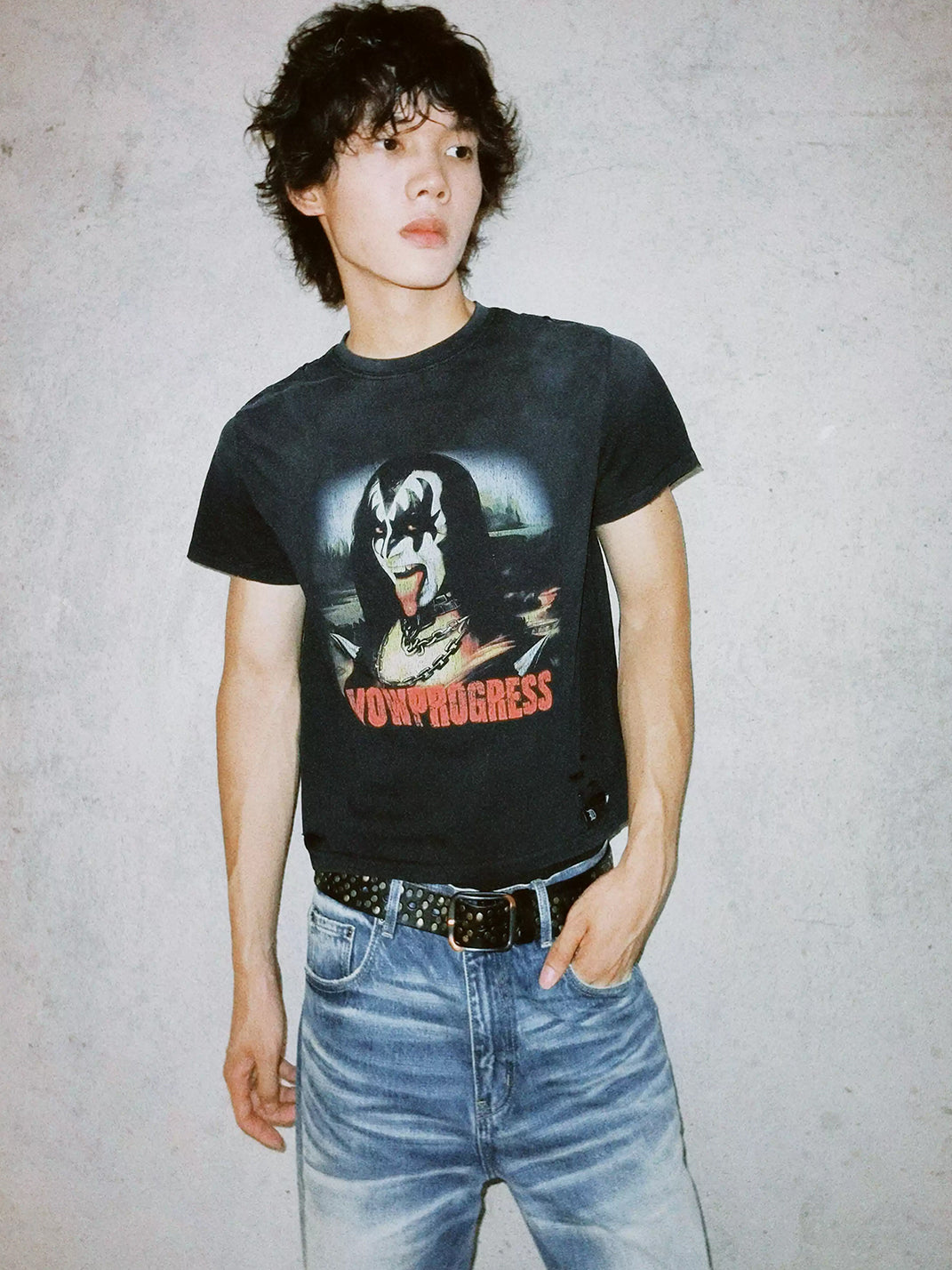 Dark Mona Lisa Distressed Graphic Tee — view 1