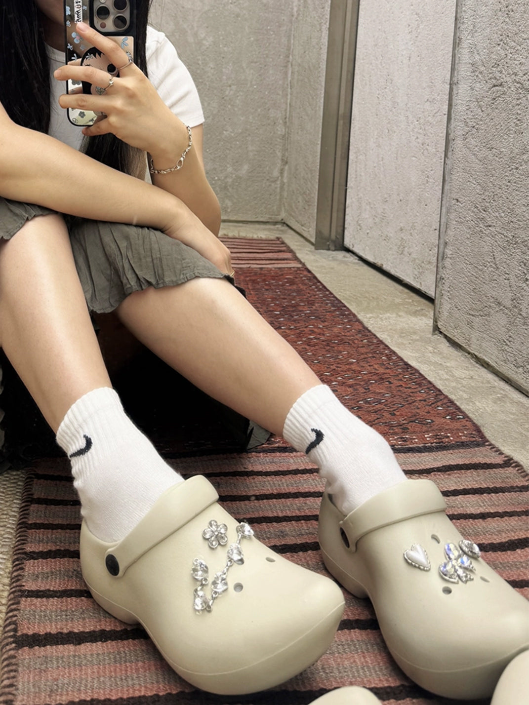 Rhinestone Charm Pointed Platform Clogs - 2