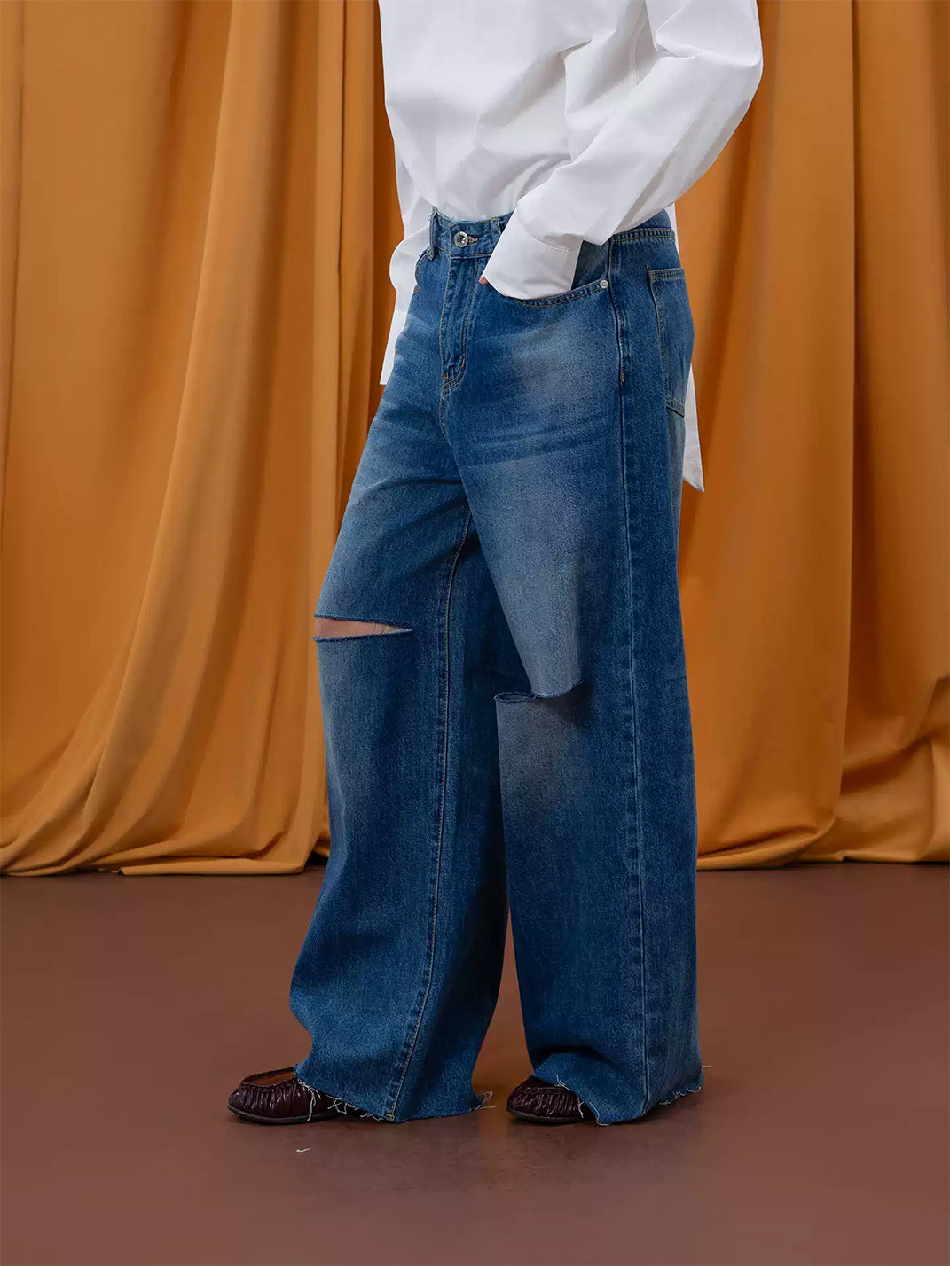 Blue Knee Slit Frayed Hem Wide Jeans - view 3
