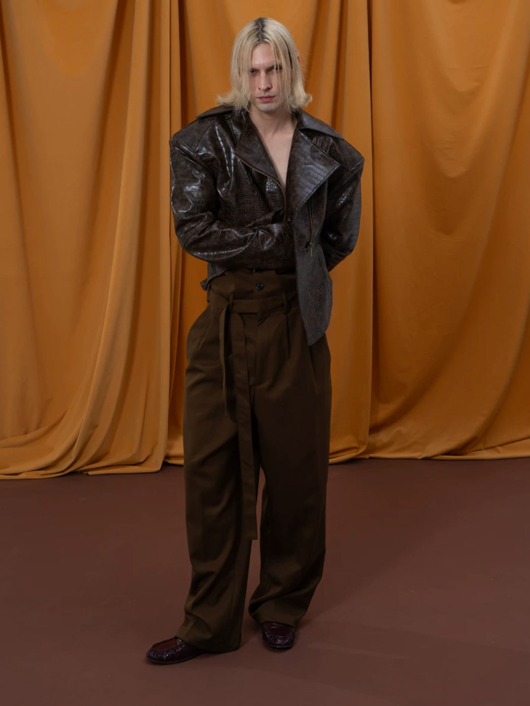 Foldover Waist Tie Belt Pleated Trousers - view 8