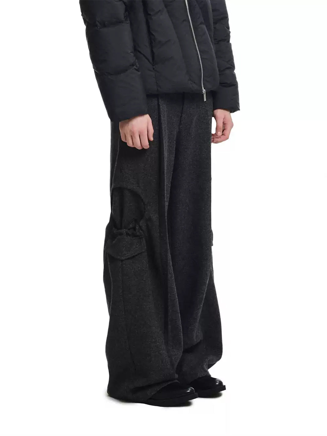 Draped Oval Pocket Textured Wide Trousers - view 3