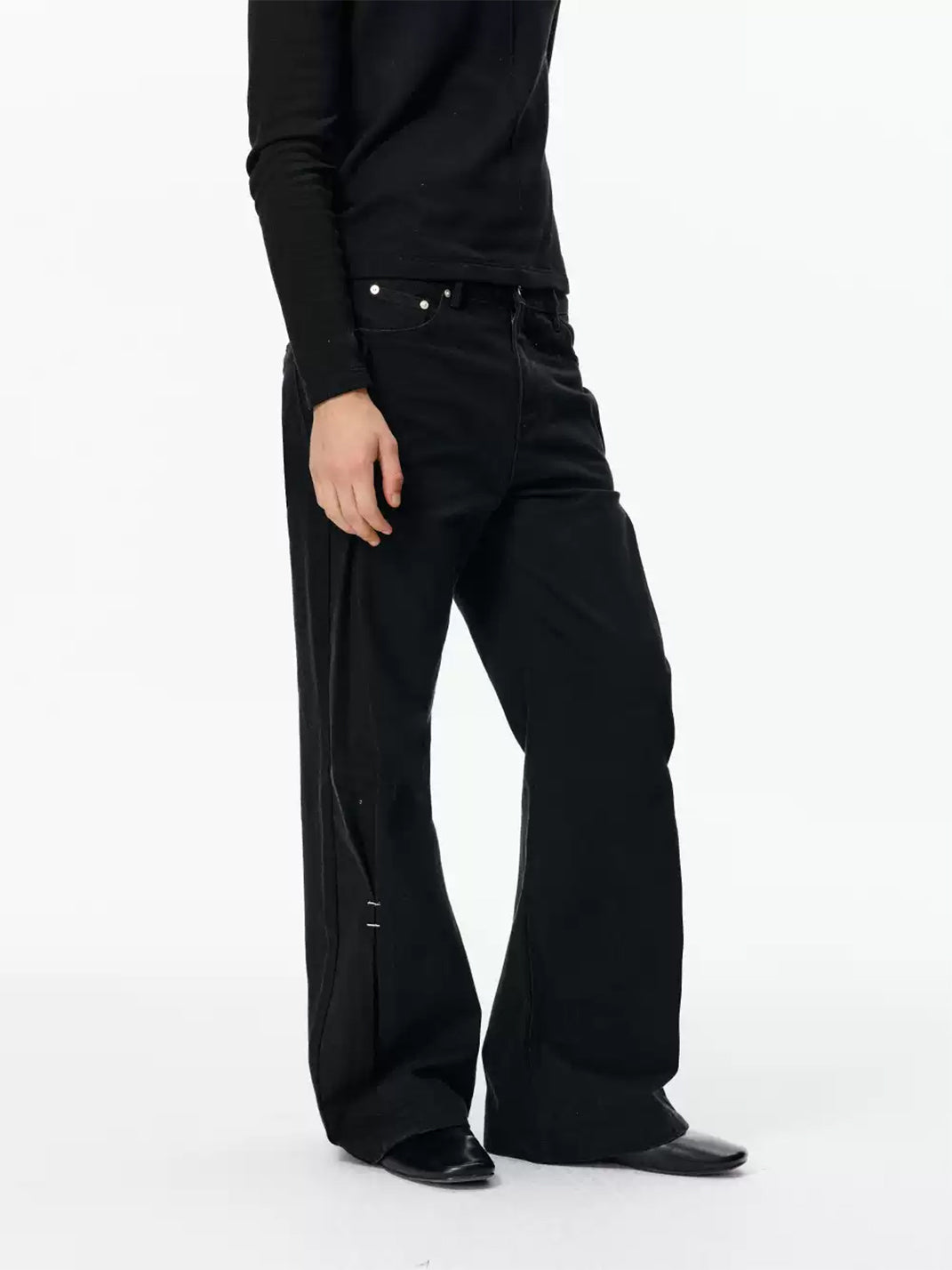 Side Pleat Bar Tack Flared Jeans - view 3