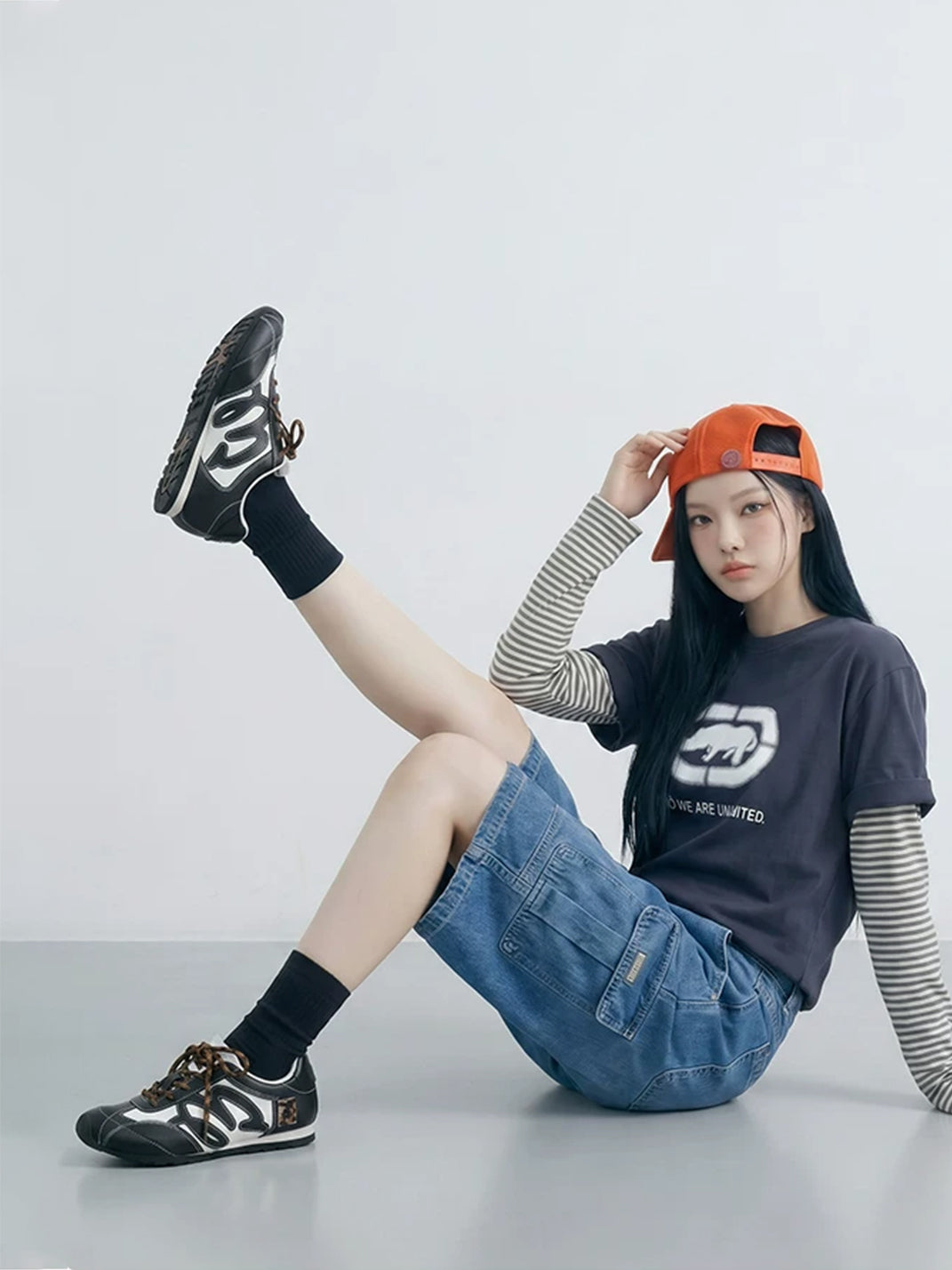 Sweeping Panel Low Profile Lace Up Sneakers - product view 4