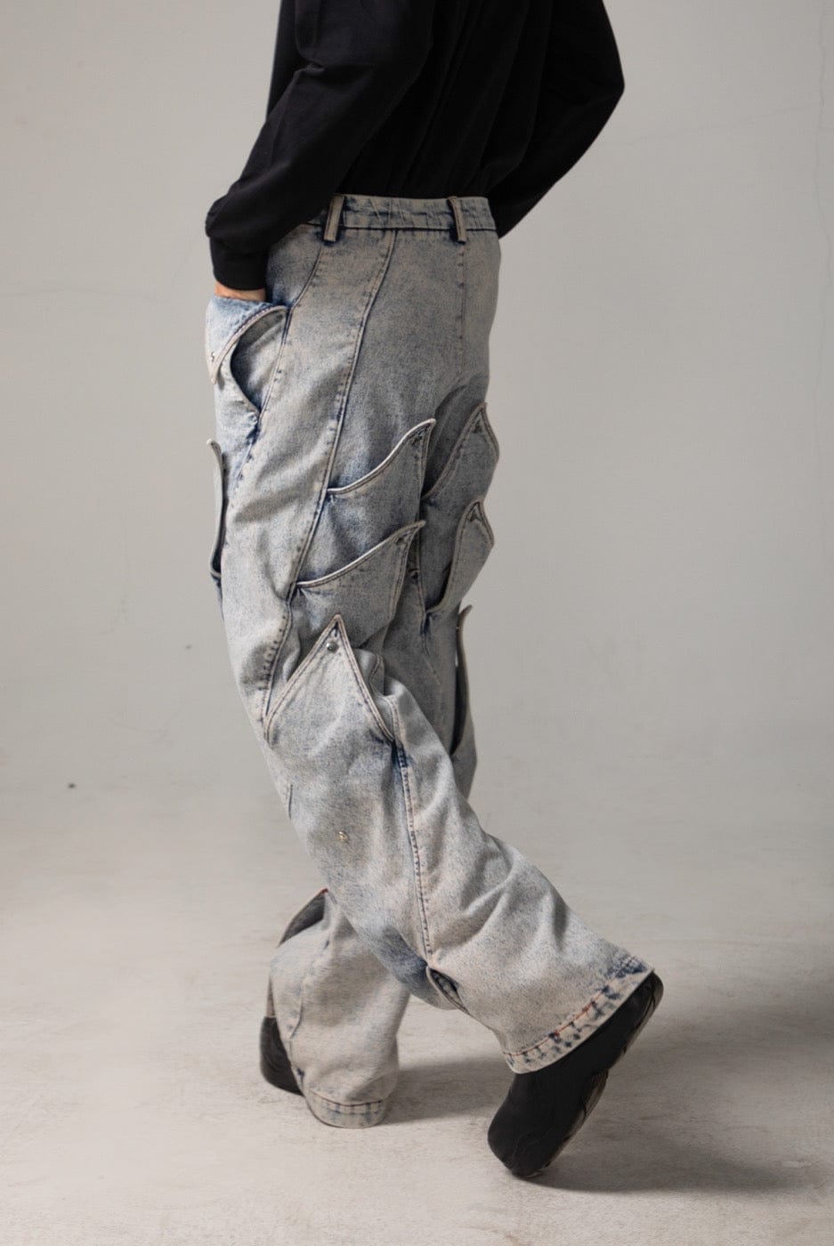 Jeans en denim de fin de requin