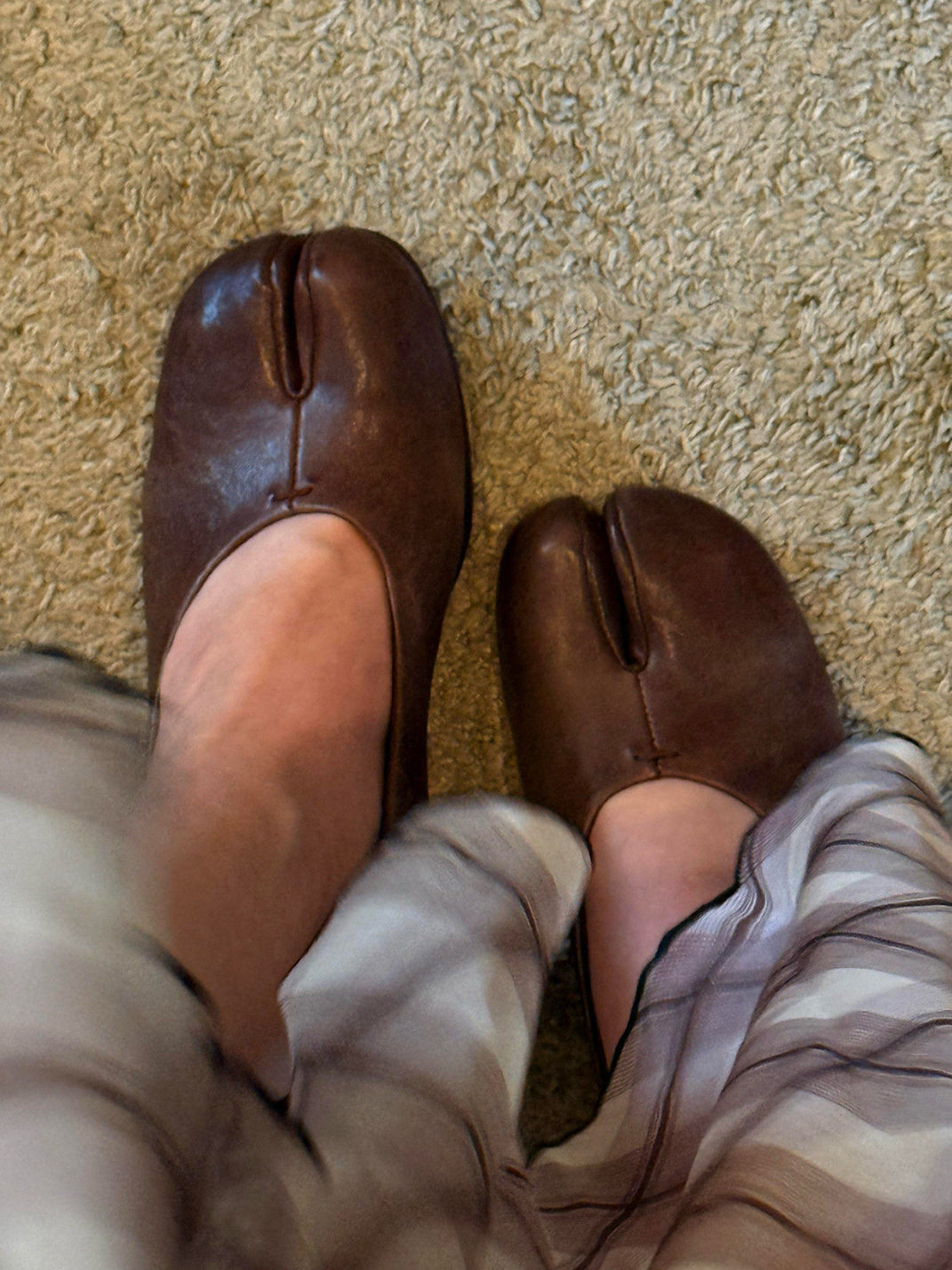 Tabi-Toe Leather Block-Heel Pumps - View 15