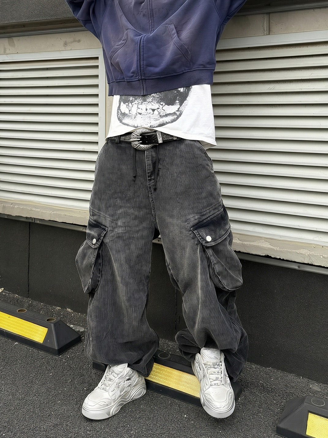 White Dragon Relief Platform Sneakers - View 3