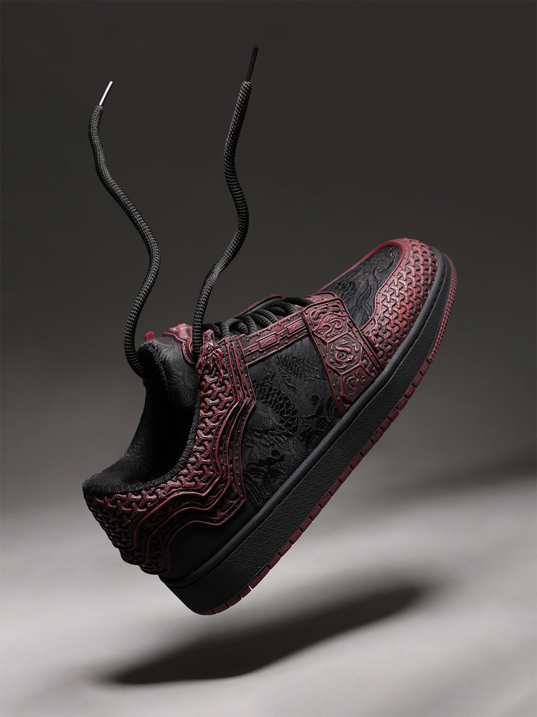 Crimson Jin Yi Wei Embossed Low-Top Sneakers - View 9