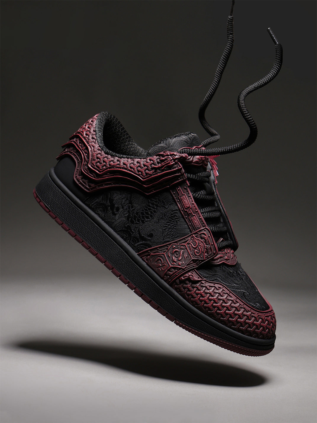 Crimson Jin Yi Wei Embossed Low-Top Sneakers - View 10