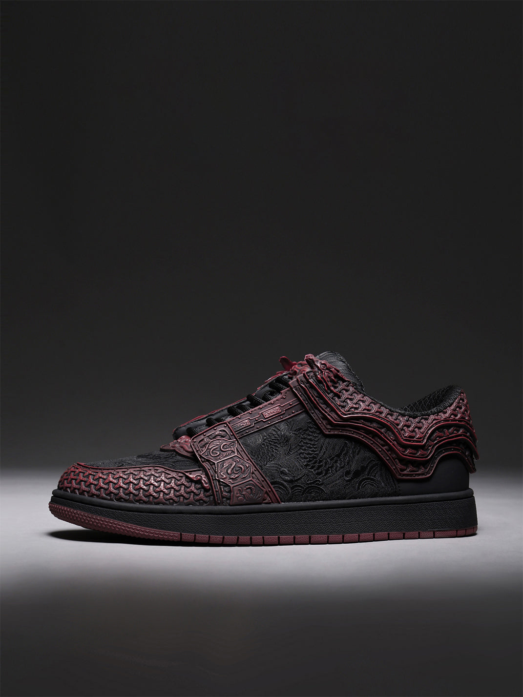 Crimson Jin Yi Wei Embossed Low-Top Sneakers - View 14
