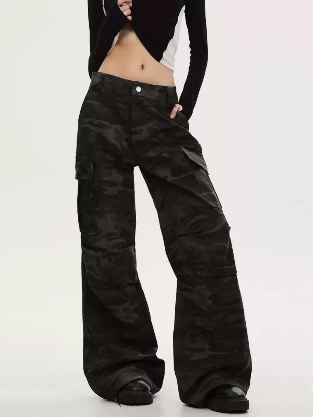 Shadow Camo Low-Rise Flare Cargo Trousers — product view 3