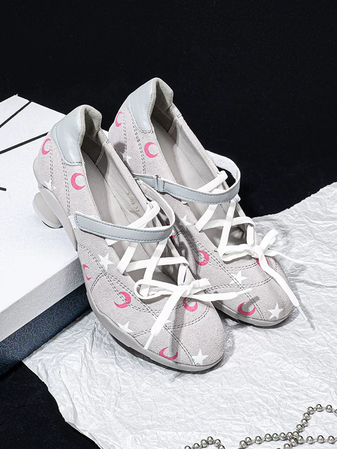Moon-Print Low-Heel Sport Mary Janes - View 9
