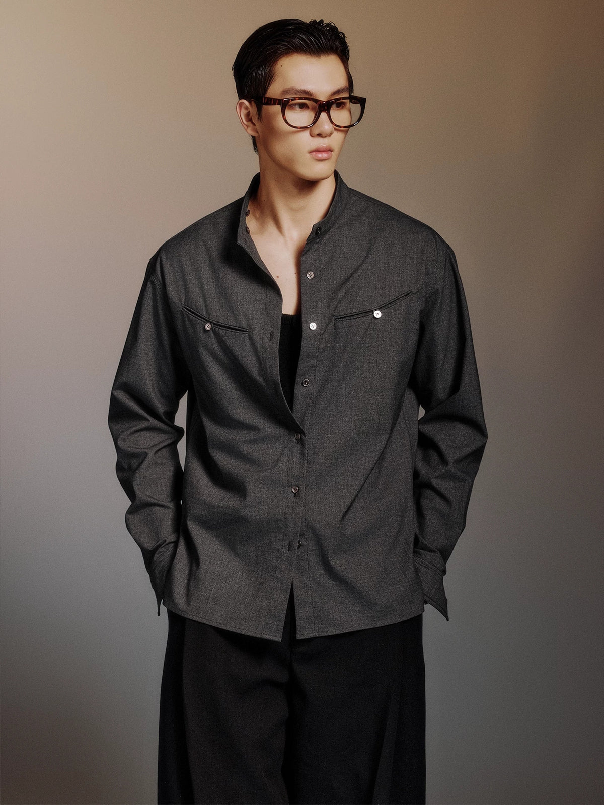 Detachable Contrast-Collar Relaxed Shirt product view 4