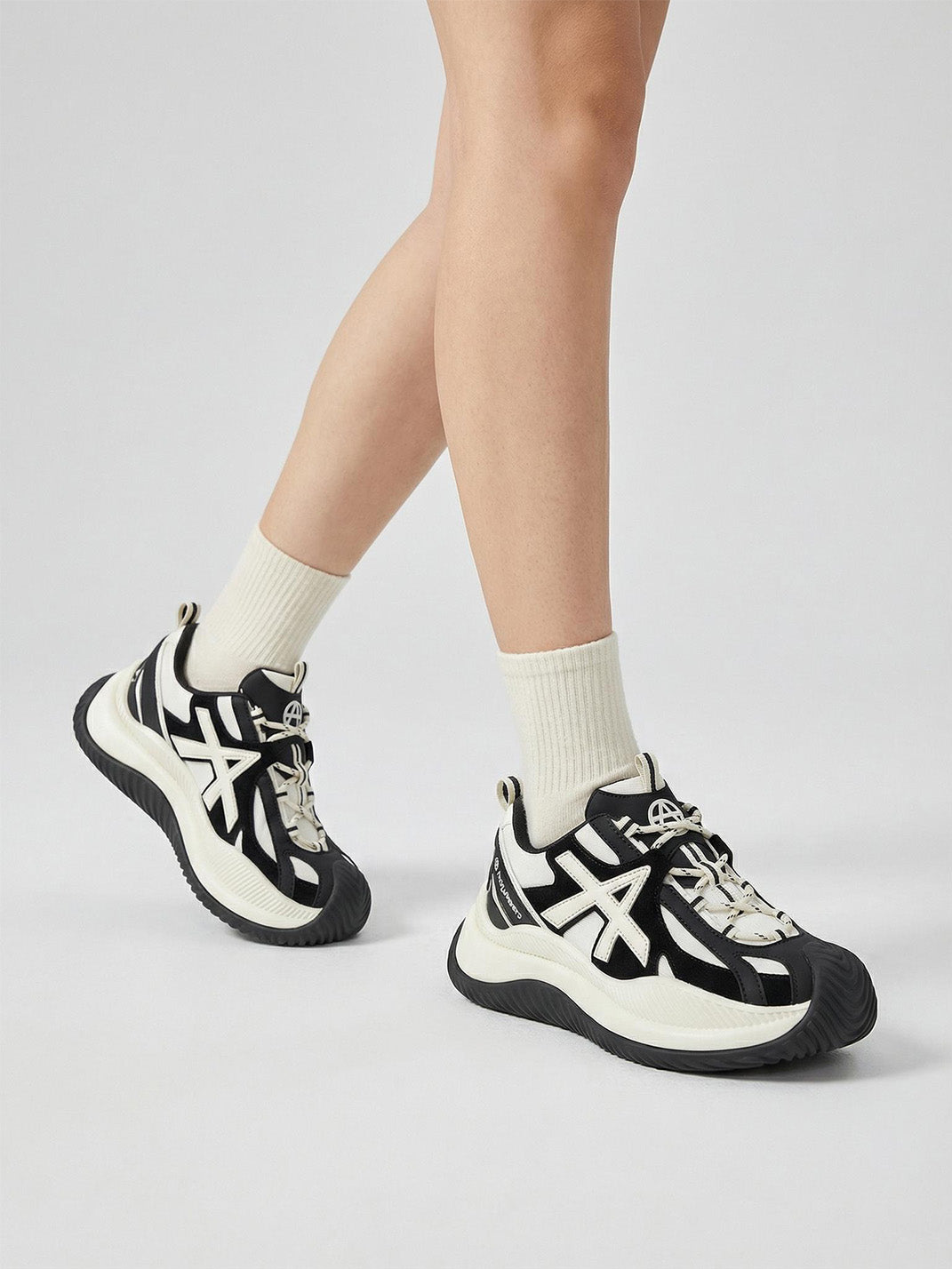 Star-Lace Wave-Sole Chunky Sneakers - View 2