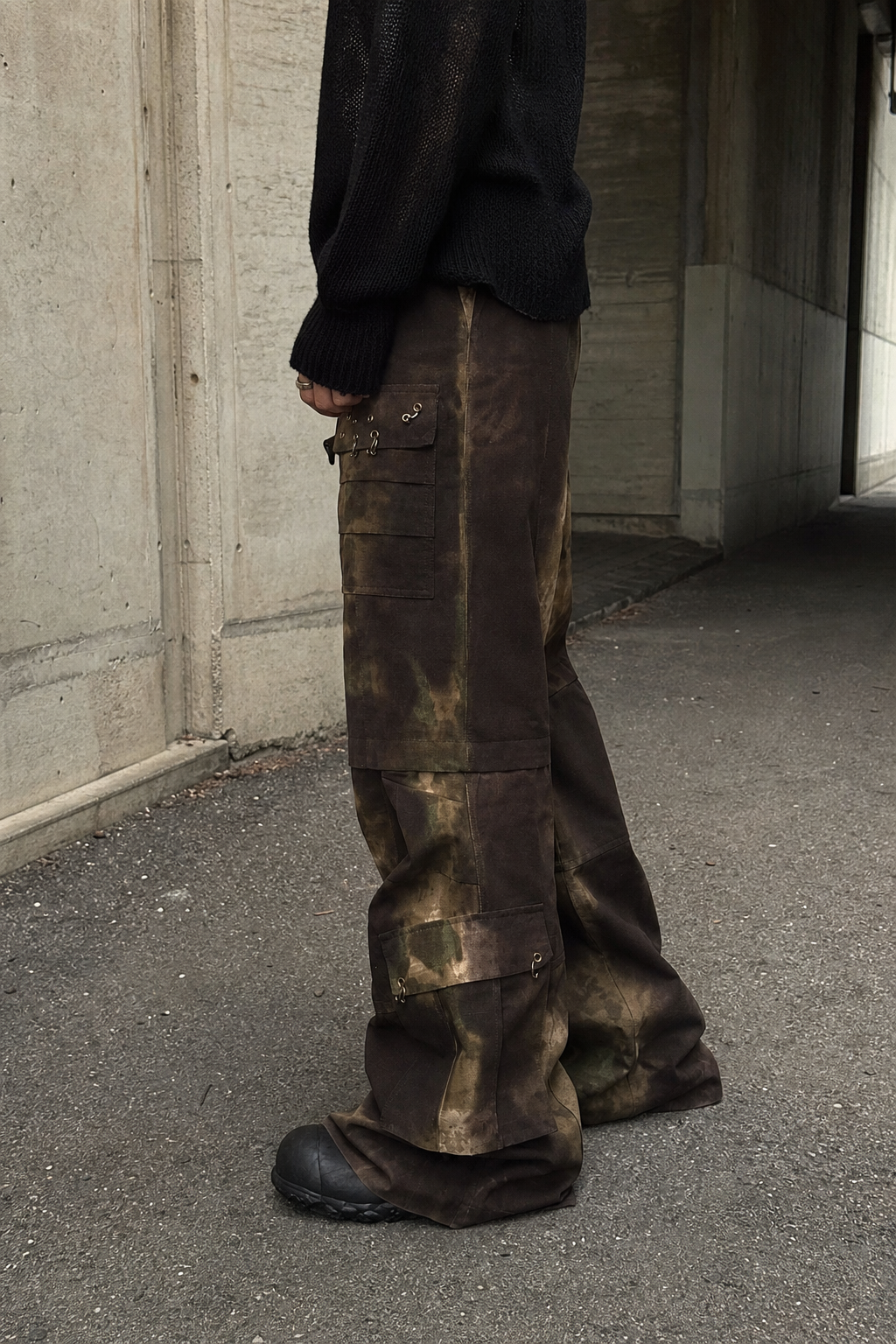 Tie Dye Cargo Flare Pants UGC showcase 4