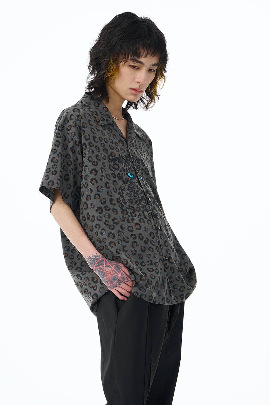 Grey Leopard Print Shirt with Blue-Eyed Cat Graphic