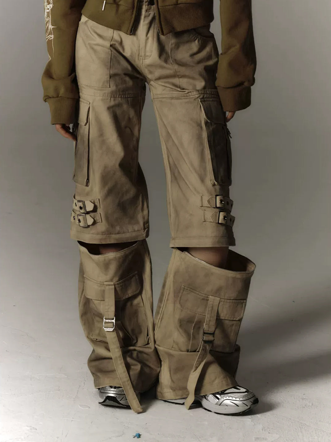 Weathered Detachable-Leg Wide Cargo Trousers — product view 5