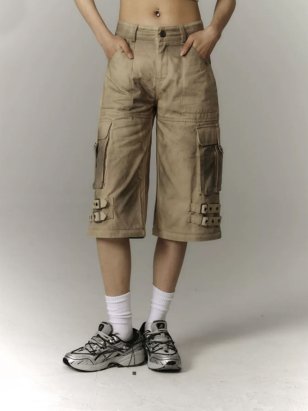 Weathered Detachable-Leg Wide Cargo Trousers — product view 7