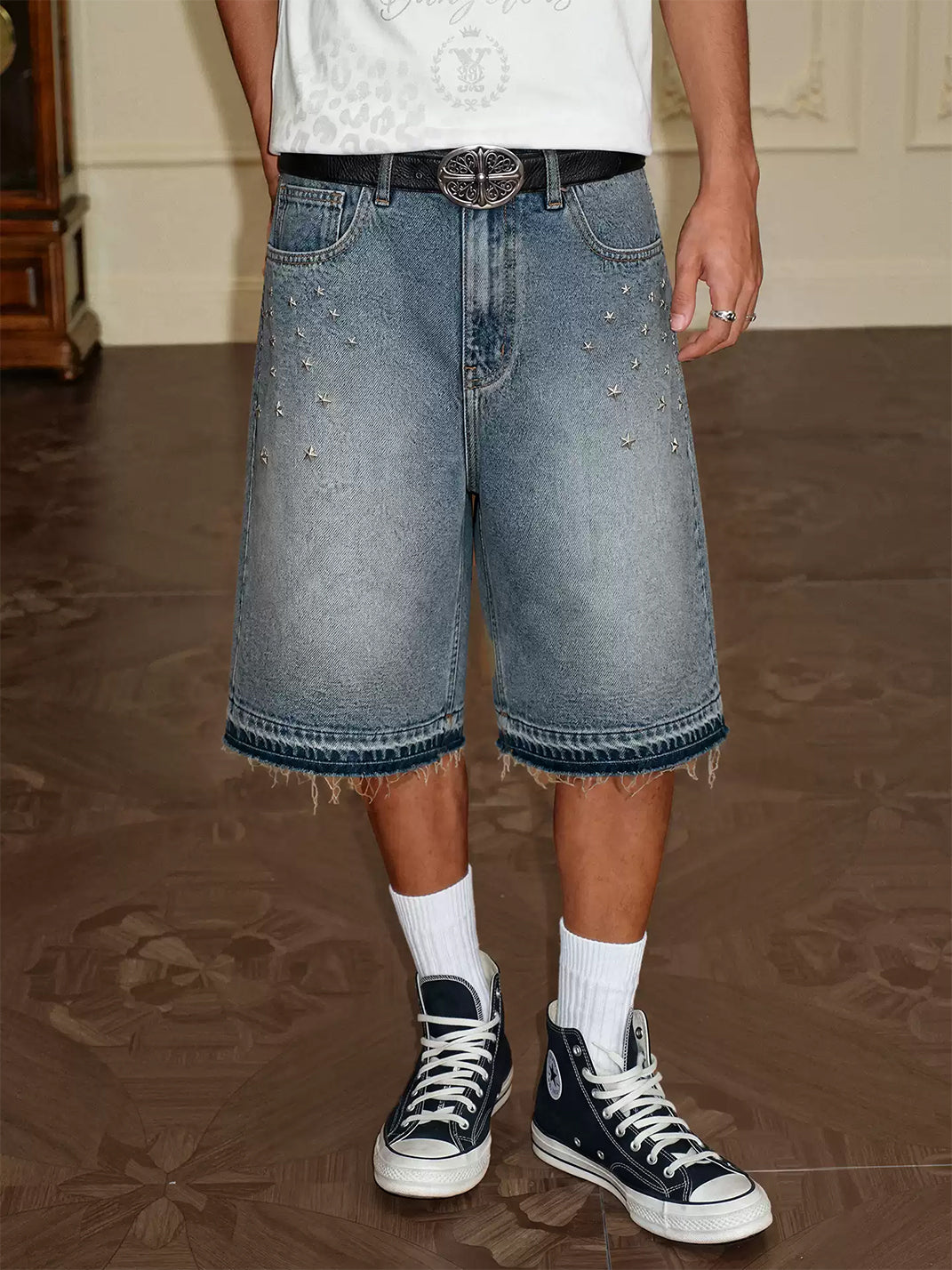 Star-Rhinestone Washed Denim Shorts - View 2