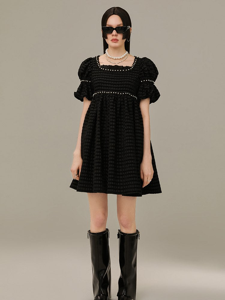 Retro Plaid Pearl Puff-Sleeve Dress - chiclara