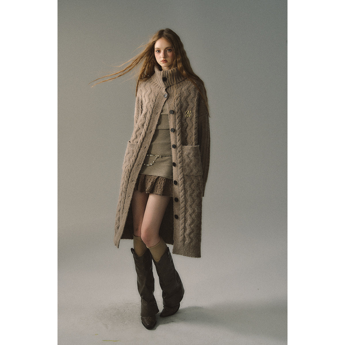 Elegant Knit Turtleneck Long Coat In Khaki - chiclara